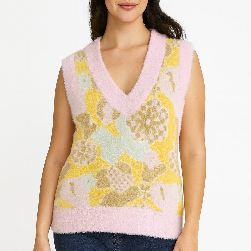 🌸 Fuzzy Pastel Floral Sweater Vest  size L FOREVER 21🌸